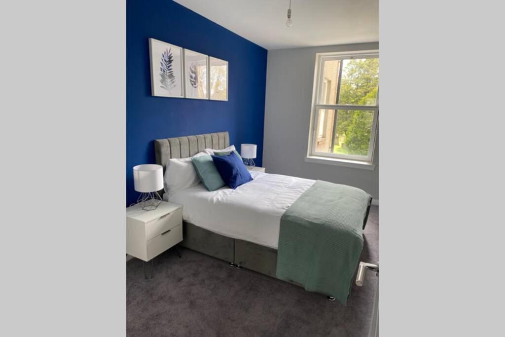 Stunning 2 Bedroom River View Apartment Perth Exterior foto