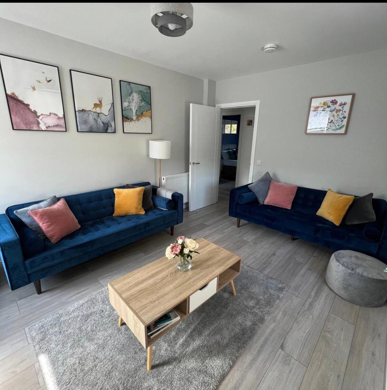 Stunning 2 Bedroom River View Apartment Perth Exterior foto